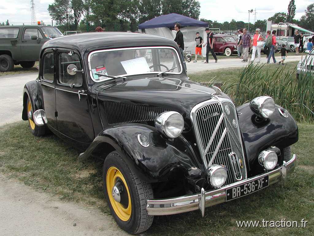 2014_Madine (98).JPG - 29ème Retro Meus'Auto au Lac de Madine, Citroen Traction 11B